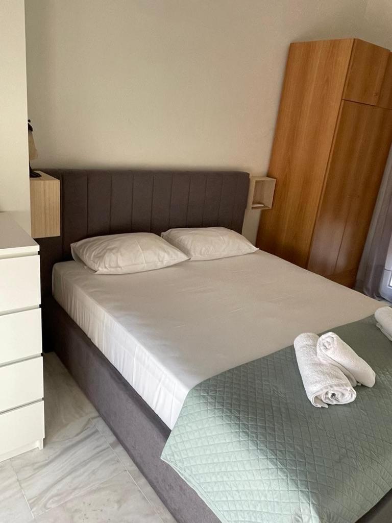 Levanda House Palaiontsiflikion Ngoại thất bức ảnh